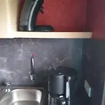 Zwei Schlafzimmer Und Absperrbare Fahrradgarage