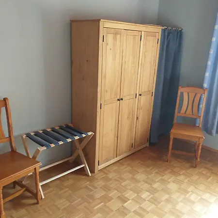 Zwei Schlafzimmer- Betten In Komforthoehe Appartement *