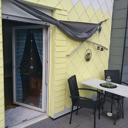 Zwei Schlafzimmer Und Absperrbare Fahrradgarage Apartament